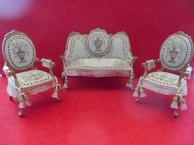 Handpainted 3 piece Victorian Liing Room